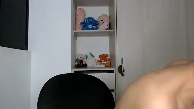 kaiine190 online show from February 23, 2026, 9:15 pm