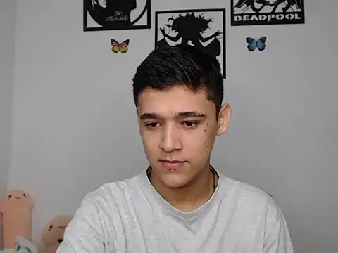 kaiine190 online show from February 13, 2025, 11:39 am