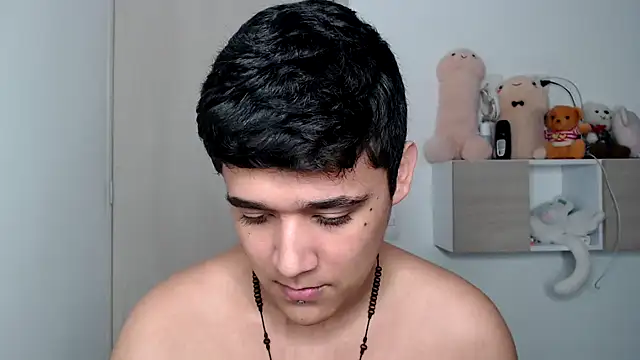 kaiine190 online show from October 13, 2025, 8:21 pm