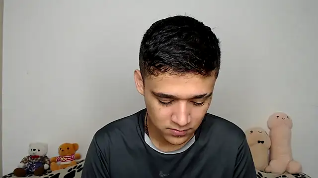 kaiine190 online show from March 4, 2026, 11:40 am