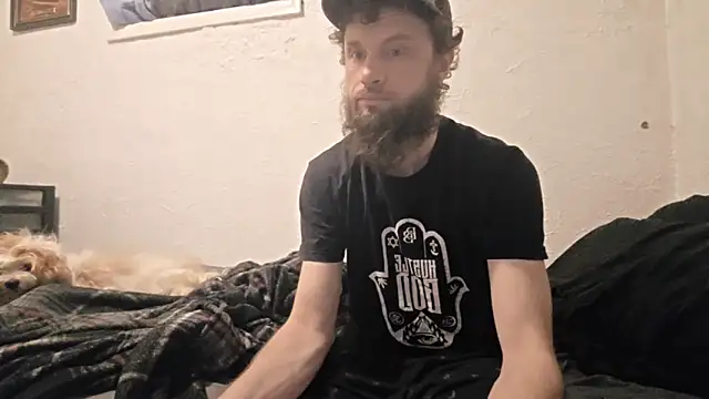 Snapshot of Talenjames4 chatting on April 18, 2026, 9:48 pm Talenjames4 online show from April 18, 2026, 9:48 pm