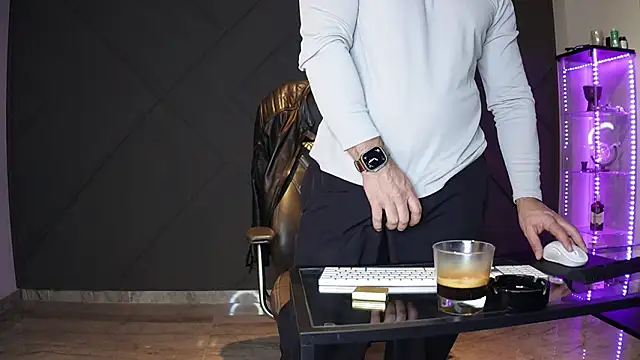 Snapshot of mattmasterss chatting on March 20, 2026, 2:01 am mattmasterss online show from March 20, 2026, 2:01 am