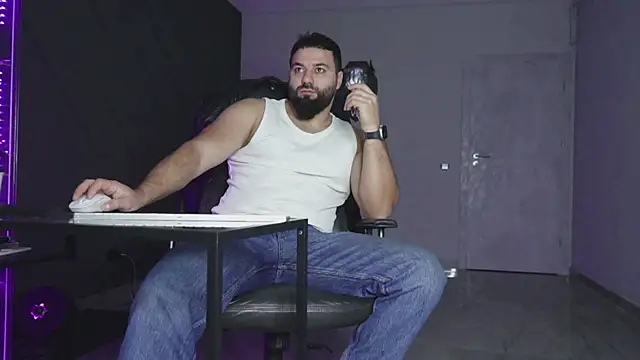 mattmasterss online show from January 9, 2026, 4:52 am