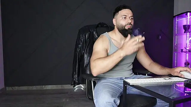 mattmasterss online show from April 22, 2026, 8:37 pm