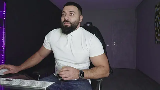 mattmasterss online show from February 5, 2026, 1:01 am