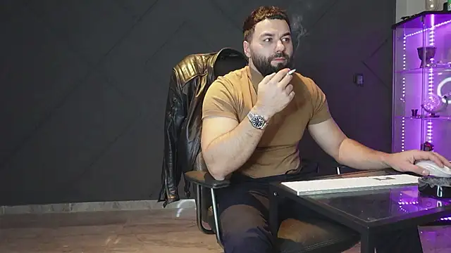 Snapshot of mattmasterss chatting on March 18, 2026, 9:15 pm mattmasterss online show from March 18, 2026, 9:15 pm