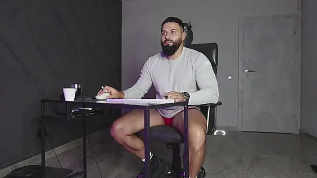 mattmasterss online show from October 28, 2025, 8:30 pm