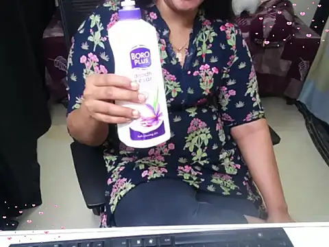 Arushisingh8888 online show from December 16, 2025, 12:53 pm