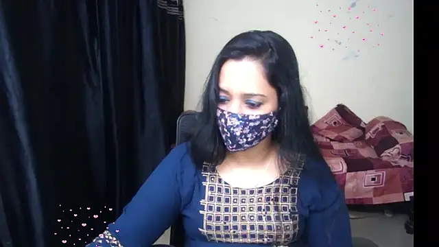 Arushisingh8888 online show from July 17, 2026, 2:14 pm