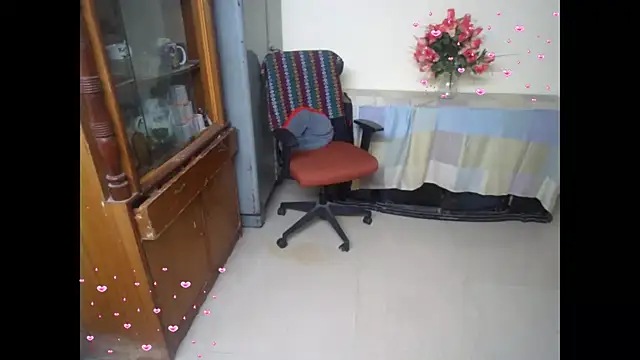 Arushisingh8888 online show from September 17, 2025, 2:19 pm