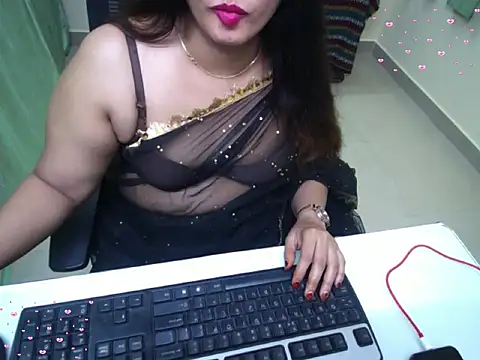 Arushisingh8888 online show from October 8, 2025, 1:23 pm