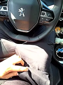 Snapshot of passivello98xxx chatting on April 7, 2026, 2:19 pm passivello98xxx online show from April 7, 2026, 2:19 pm