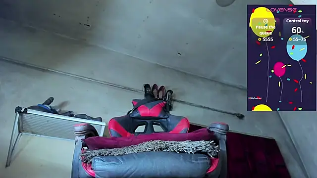 Snapshot of Trixy_star_horney chatting on March 15, 2026, 9:44 pm Trixy star horney online show from March 15, 2026, 9:44 pm