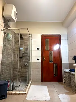 Gionnytav online show from November 6, 2025, 4:38 am