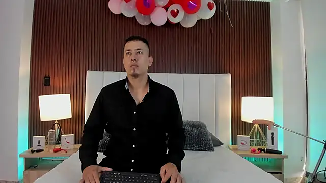 Liana Asaff online show from February 21, 2025, 7:21 pm