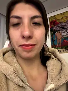 Megannklein online show from September 28, 2025, 3:13 am