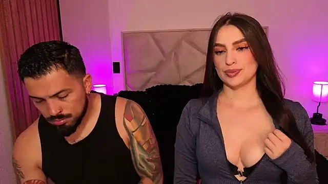 Snapshot of teseo_and_afroditha_ chatting on April 21, 2026, 3:35 am teseo and afroditha online show from April 21, 2026, 3:35 am