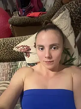 AlisaKissss online show from June 4, 2026, 7:29 pm