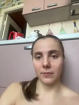 AlisaKissss online show from February 3, 2026, 6:22 am