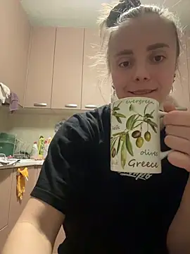 AlisaKissss online show from February 25, 2026, 7:03 pm