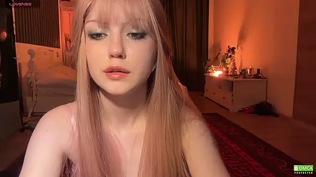 Snapshot of electric_babe chatting on March 17, 2026, 5:05 pm electric babe online show from March 17, 2026, 5:05 pm