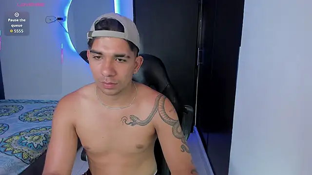 valentino santoss online show from November 6, 2025, 10:14 pm