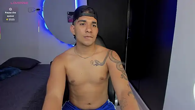 valentino santoss online show from November 20, 2025, 7:25 pm