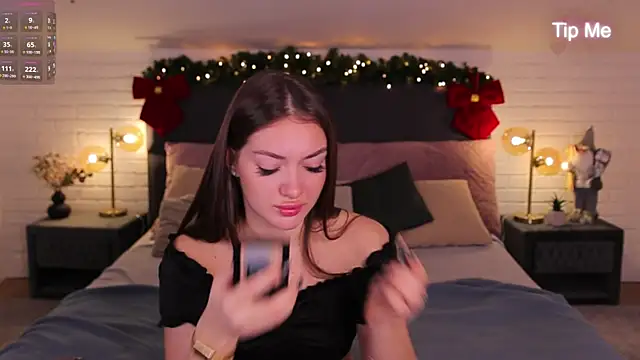 Micky  love online show from January 5, 2026, 7:39 pm