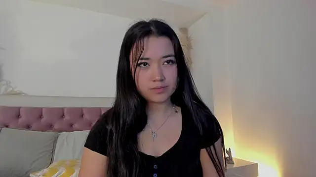 Snapshot of Emelyy_Carter chatting on March 20, 2025, 1:46 am Emelyy Carter online show from March 20, 2025, 1:46 am