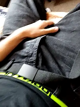 Snapshot of alejandrololo chatting on October 28, 2025, 2:16 pm alejandrololo online show from October 28, 2025, 2:16 pm