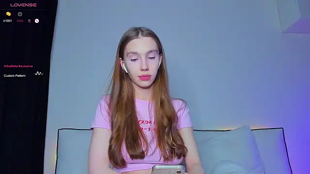 Snapshot of haileyishere chatting on March 7, 2025, 7:49 pm haileyishere online show from March 7, 2025, 7:49 pm