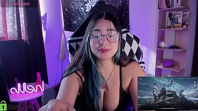 sweetcoralinee online show from March 14, 2026, 8:59 pm