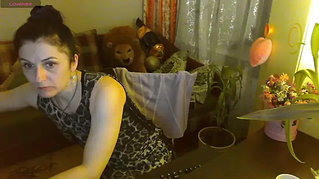 britney preciouss online show from February 12, 2025, 7:56 pm