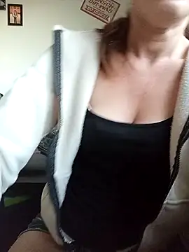 Ladyluder88 online show from September 19, 2025, 5:17 pm