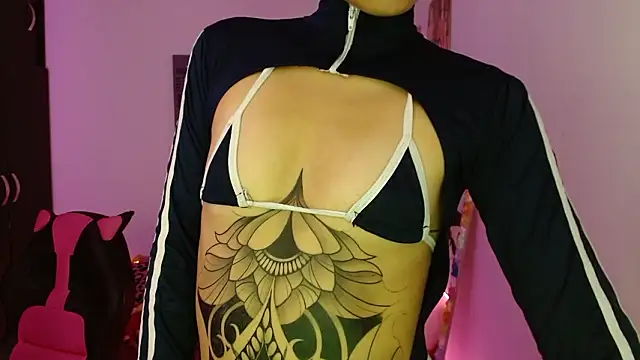 Snapshot of Kind_Scarlett chatting on February 3, 2026, 9:53 pm Kind Scarlett online show from February 3, 2026, 9:53 pm