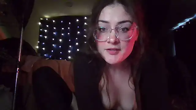 EyaDivine1 online show from March 29, 2026, 6:53 pm