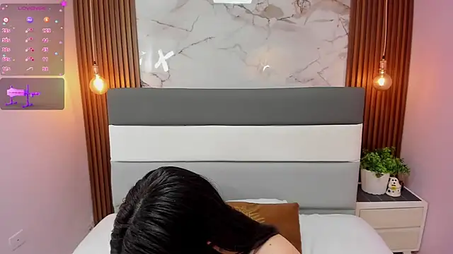 ETHANLOVE1 online show from November 5, 2025, 5:32 am