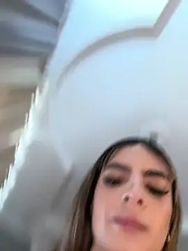 Snapshot of emiss_ chatting on March 13, 2025, 3:17 pm emiss online show from March 13, 2025, 3:17 pm