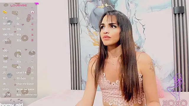 Rubi 30 online show from February 15, 2026, 8:08 pm