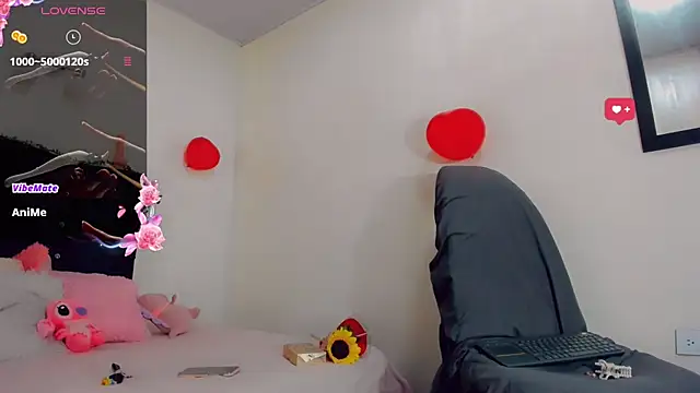 Snapshot of Rubi_30 chatting on February 13, 2025, 7:52 pm Rubi 30 online show from February 13, 2025, 7:52 pm