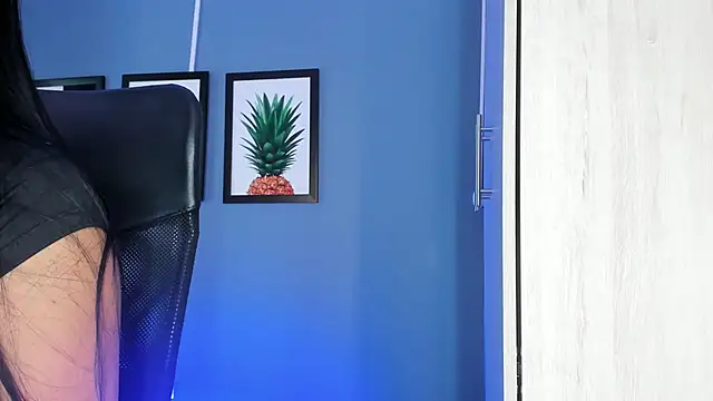 Snapshot of PaulinaDuarte chatting on February 23, 2026, 12:39 pm PaulinaDuarte online show from February 23, 2026, 12:39 pm