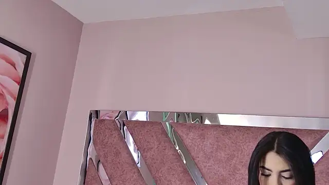 Snapshot of PaulinaDuarte chatting on March 19, 2026, 11:43 am PaulinaDuarte online show from March 19, 2026, 11:43 am