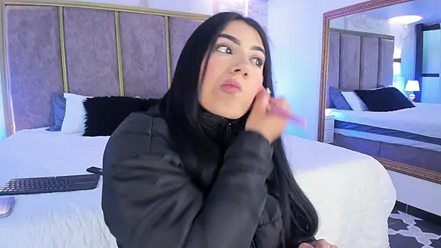 Snapshot of PaulinaDuarte chatting on February 21, 2026, 11:34 am PaulinaDuarte online show from February 21, 2026, 11:34 am