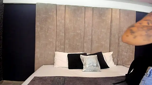 Snapshot of PaulinaDuarte chatting on March 13, 2026, 11:15 am PaulinaDuarte online show from March 13, 2026, 11:15 am