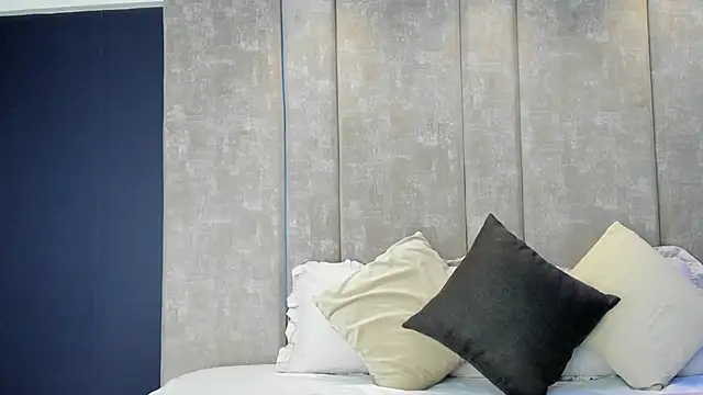 Snapshot of PaulinaDuarte chatting on April 10, 2026, 1:40 pm PaulinaDuarte online show from April 10, 2026, 1:40 pm