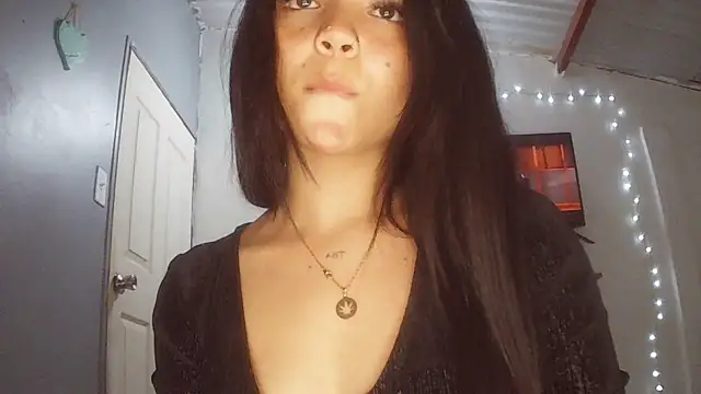 linzeysmith4 online show from February 22, 2026, 3:20 am