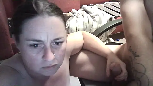 Snapshot of Ston3r420Coupl3 chatting on January 10, 2025, 7:11 pm Ston3r420Coupl3 online show from January 10, 2025, 7:11 pm
