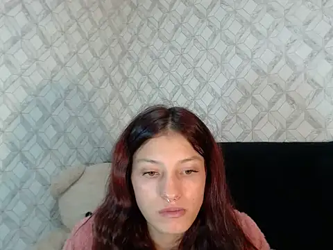 Snapshot of Emma-Wilson chatting on February 15, 2026, 7:51 am Emma-Wilson online show from February 15, 2026, 7:51 am