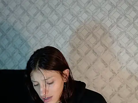 Snapshot of Emma-Wilson chatting on February 28, 2026, 5:23 pm Emma-Wilson online show from February 28, 2026, 5:23 pm