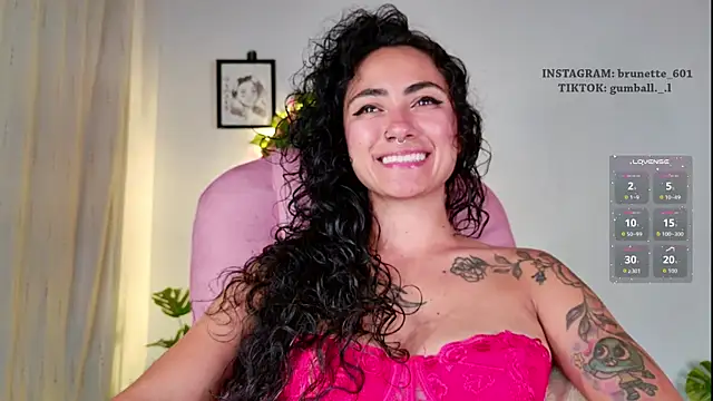 Snapshot of paula_brunette chatting on April 5, 2026, 3:35 am paula brunette online show from April 5, 2026, 3:35 am